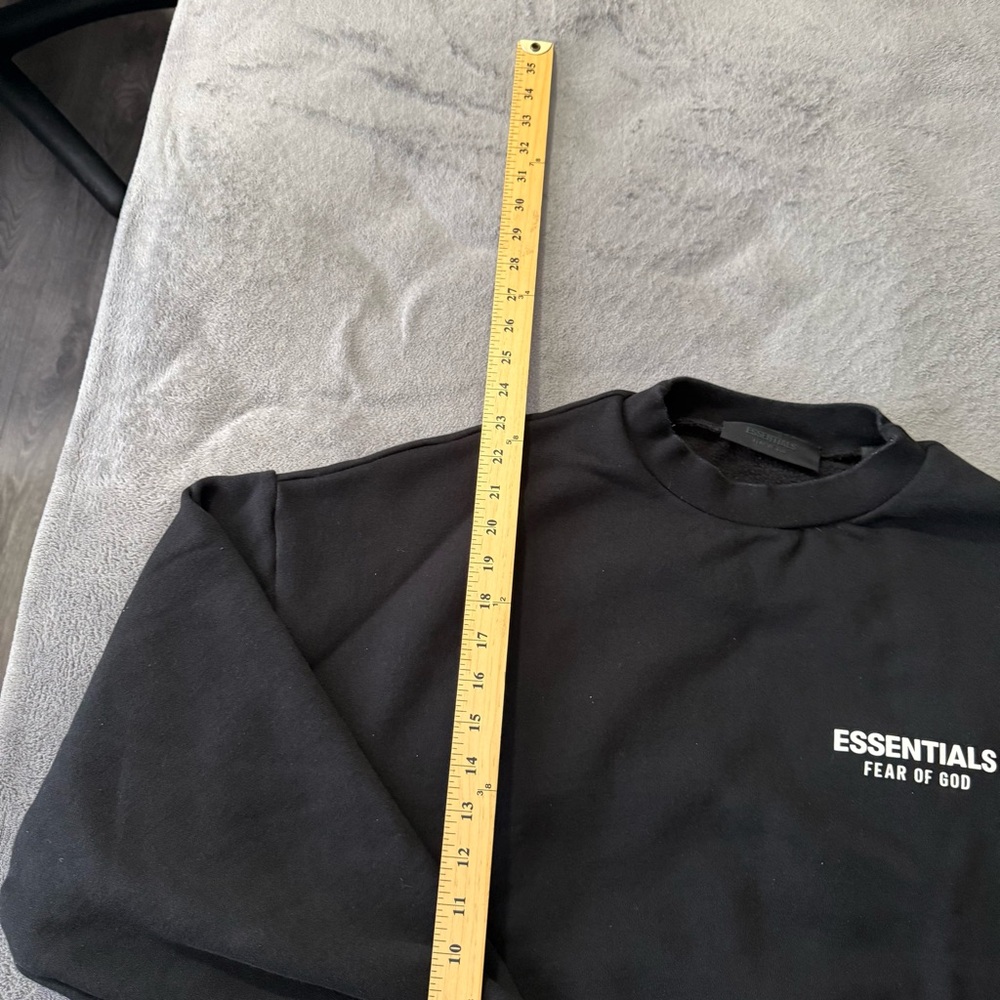 Fear of God Essentials Fleece Crewneck Sweater Black Mens Medium - Picture 3 of 7